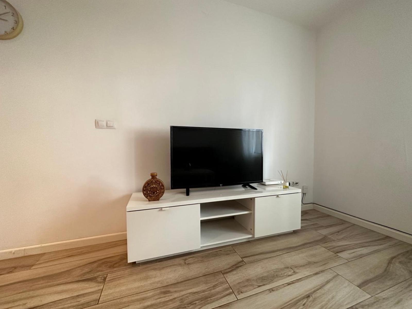 Carolinas Suit Apartment Alicante Bagian luar foto